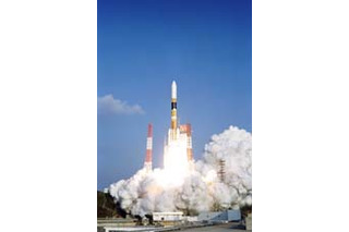 NASDA、12/14のH-IIAロケット4号機打ち上げの模様を種子島よりライブ中継 画像