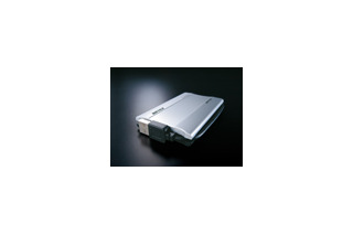 バッファロー、名刺サイズで最大56MBの容量を実現したUSB対応のシリコンディスク 画像
