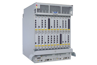 ノーテル、通信事業者向けマルチサービスエッジルータ「MPE9000」シリーズを発表 画像