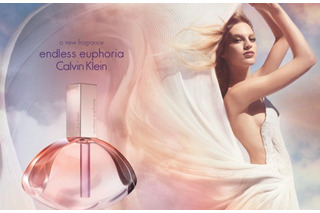 カルバン・クライン、新香水にヴァネッサ・アクセンテ起用 画像
