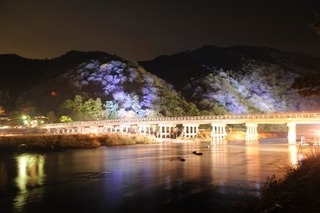 嵐山を幻想的にライトアップ！「京都・嵐山花灯路」14日から 画像