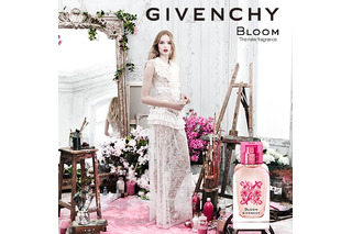 ジバンシイ、この春だけの“花の香水”発売 画像