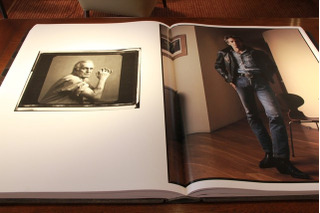 重さ26kg、アニー・リーボヴィッツの超巨大写真集が代官山蔦屋書店で公開 画像