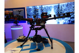 【CommunicAsia 2014 Vol.4】一眼レフを搭載して空撮が可能なマルチコプター 画像