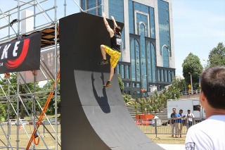 TOWERも再現！　夏休み期間限定で体験型アスレチック『SASUKE PARK in 豊洲』オープン 画像