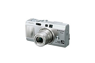 富士写、ハイスペックデジカメ「FinePix F810」の発売日決定 画像