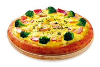 【おとなのグルメ】『タモリカップ』プロデュースピザが発売！ 画像