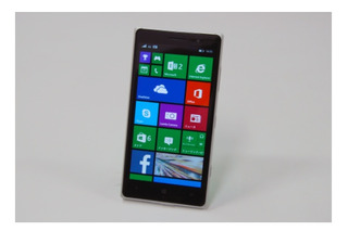 日本マイクロソフト、社員スマホを国内未発売の「Lumia 830」に刷新 画像