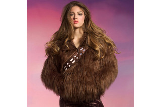 チューバッカになりきってみる？ジャケット「I Am Chewie Hoodie」が販売 画像