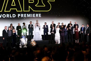 「スター・ウォーズ」ワールドプレミア！ 新旧キャスト勢ぞろい 画像