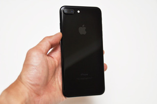 iPhone 7 Plus、背景をぼかして撮影できる“ポートレートカメラ”機能の利用が可能に…iOS 10.1リリースで 画像