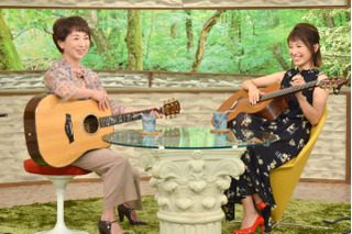 ギタリスト・村治佳織が阿川佐和子と2人でギターの即興セッションを披露 画像