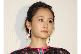 前田敦子、15歳の頃の写真を公開し「懐かしい」「大人になったね」と反響 画像