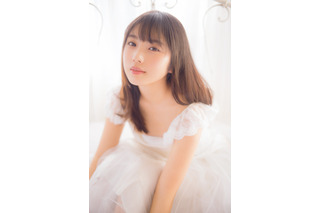 乃木坂46・与田祐希、ちょっと背伸びした大人なグラビアに挑戦 画像