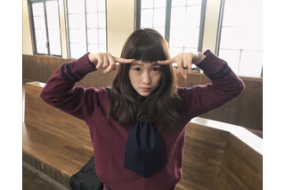 川栄里奈、キュートなオン眉ショットを公開！「5歳は若く見える」の声も 画像