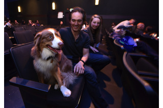 愛犬と映画館で映画鑑賞！ワンコ達も笑顔のイベントが米国で実現 画像