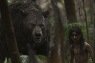 大人版「ジャングル・ブック」とも評されるNetflixオリジナル映画『モーグリ: ジャングルの伝説』が本日配信スタート 画像