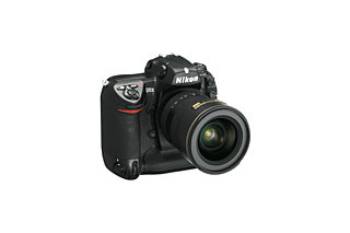 ニコン、プロ向けデジタル一眼レフカメラ「D2X」の発売日を2月25日に延期 画像
