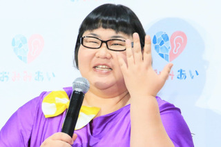 安藤なつ、結婚後初の公の場！夫は「顔が自分に似てる」「指輪はサイズがなくて……」 画像