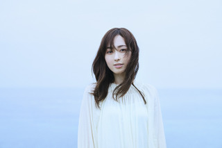 福原遥、3rdシングル「風に吹かれて」新ビジュアル公開 画像