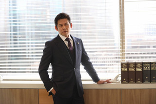 『SUITS／スーツ2』今夜スタート！かつて追放した共同代表が復帰に意欲を見せて...... 画像