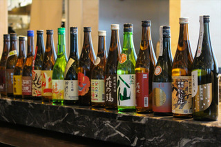 花ごよみ東京、全国21県全24銘柄の“ひやおろし”飲み比べができるフェア「日本酒BAR」開催 画像