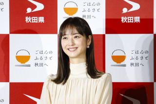 佐々木希、イベントで息子への愛を語る……元気にすくすく育ってほしい 画像