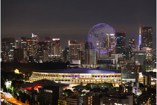 東京五輪の夜空にドローン1824台！エンブレムや地球に変身！ネット驚き「めっちゃすごい」 画像