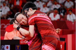 日本卓球史上初めての金メダル！水谷・伊藤ペアが中国破りネット大歓喜！！ 画像
