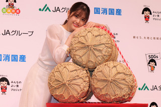 松村沙友理、3.6トンのお米プレゼントにニンマリ「天下統一できた！」 画像
