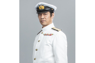 堤真一、『潜水艦カッペリーニ号の冒険』出演決定！初共演・二宮和也の印象は「真面目に役と向き合っている方」 画像