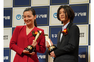 尾野真千子、和田庵との“親子受賞”に歓喜「本当に母のような気持ちで」 画像