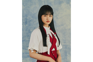 櫻坂46、新制服のソロアーティスト写真が公開に！「みんな絵になる」「早く全身見たい」と反響 画像