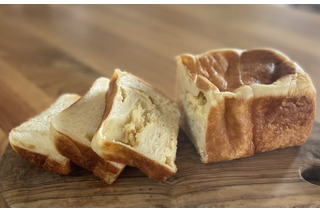 【実食】高級食パン専門店「どんだけ自己中」、世にも珍しい冷やして食べる食パン”納涼レモン”！ 画像