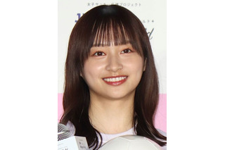 「本当に光栄です」日向坂46・影山優佳、サッカーW杯ユニフォーム着用！ 画像