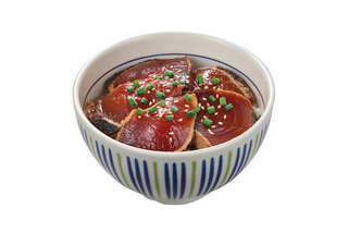 なか卯、「かつおのたたき丼」本日発売！ 画像