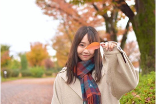 NMB48・加藤夕夏、美少女感満載の紅葉狩りショット公開！ 画像