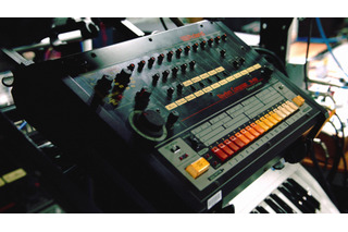 20世紀の音楽を変えた伝説のリズムマシン「TR-808」にフォーカス 画像