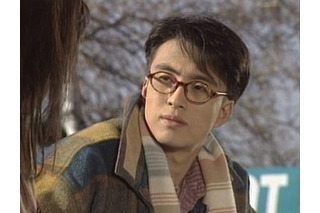 ペ・ヨンジュン主演「愛の挨拶」をAIIが5話無料配信。ユン・ソナが共演 画像