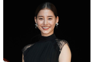 新木優子、生観戦の競馬に大興奮「これが本物の歓声なんだ」 画像