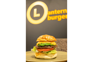 グルメバーガー専門店「Lantern burger」が神楽坂に！数量限定の和牛バーガーが登場 画像