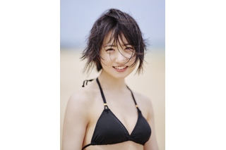 かすみ草とステラ、小柴美羽・有岡ちひろ・比賀ハルのソロデジタル写真集が書籍化！ 画像