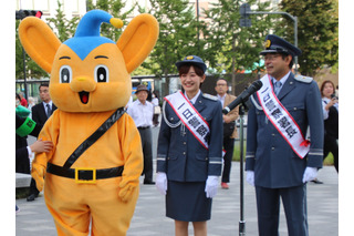 ニッポン放送 飯田浩司アナと新行市佳アナ、丸の内警察署1日署長に 画像