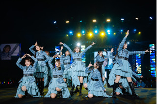 日向坂46アンダーグループ・ひなた坂46が横アリで熱狂ライブ！ 宮地すみれ「がむしゃらに努力し続けたいと思います」 画像