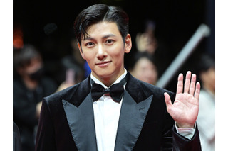 「おおきに」と挨拶も!俳優チ・チャンウク、大阪でとろける笑顔を披露しファン魅了「幸せ」【PHOTO】 画像