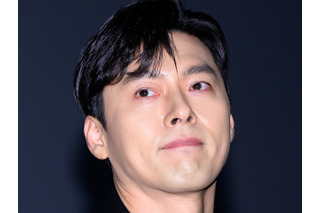 まさに“短パンの似合う40代”！『愛の不時着』俳優ヒョンビン、前髪下ろしたラフSHOTに胸キュン 画像