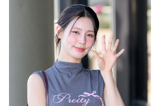 「カップルですか?」(G)I-DLE・ミヨン&TWICE・サナ、ラブラブ密着ショットが尊すぎる!【PHOTO】 画像