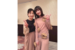 のん、“初共演”吉永小百合との貴重なツーショットに感激!「はう、いつもお美しい…」 画像