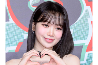 LE SSERAFIM・チェウォン、猫耳&ピッチリドレスで可愛さ反則級!元IZ*ONEメンバーの反応も話題に【PHOTO】 画像