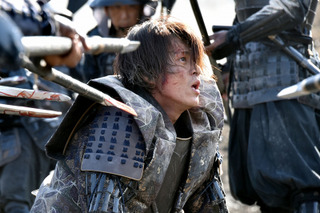 小栗旬主演の映画『信長協奏曲』がフジテレビで放送決定! 興収45億円超のエンタメ大作 画像